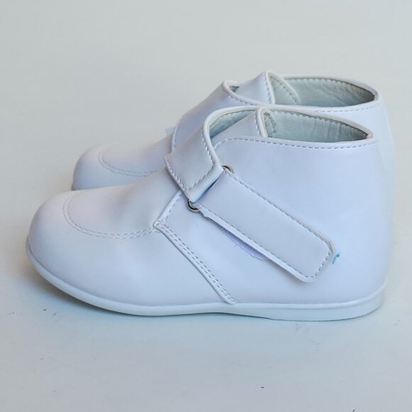 Josmo baby first White Velcro Walking Shoes Toddler Size 8 BNWT - Picture 2 of 4